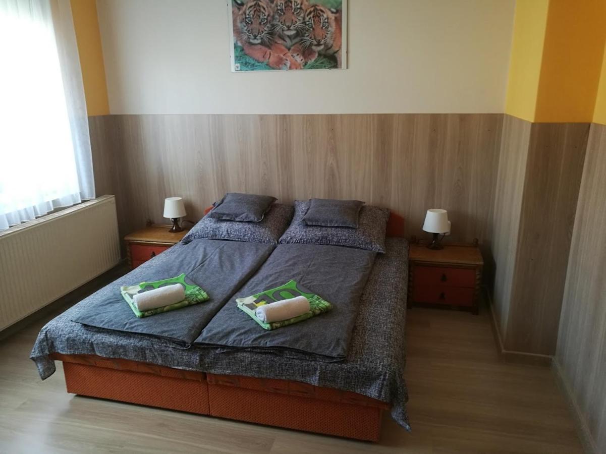 Apartment Revesz Harkány Екстериор снимка